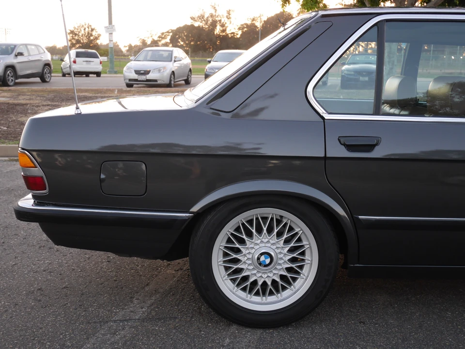 1985 BMW E28 5 Series - Image 14 of 31