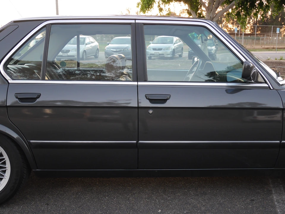 1985 BMW E28 5 Series - Image 13 of 31