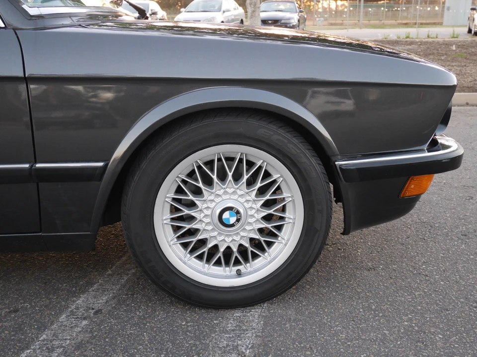 1985 BMW E28 5 Series - Image 12 of 31