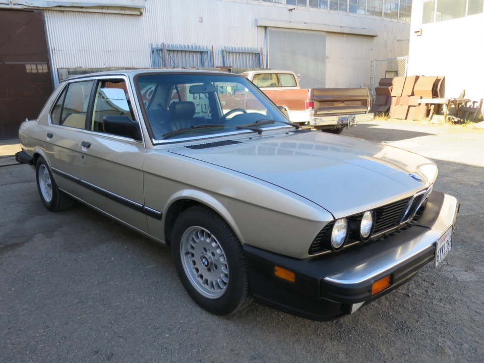 1985 BMW E28 5 Series - Image 3 of 31