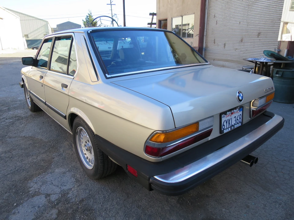 1985 BMW E28 5 Series - Image 7 of 31