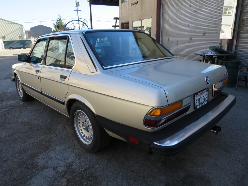 1985 BMW E28 5 Series - Image 8 of 31