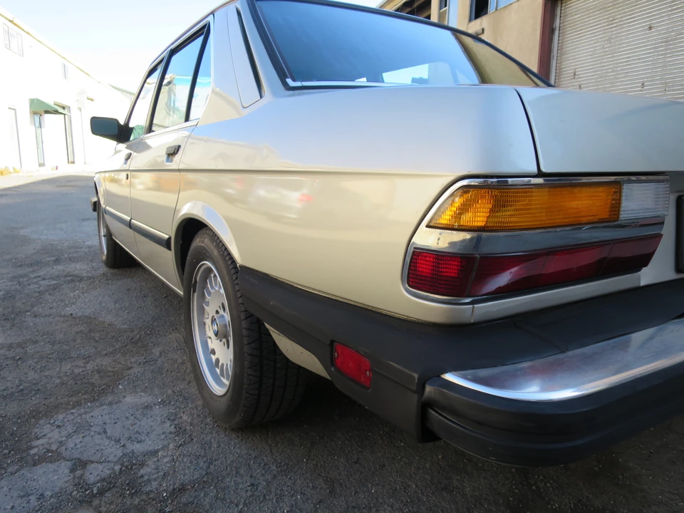 1985 BMW E28 5 Series - Image 15 of 31