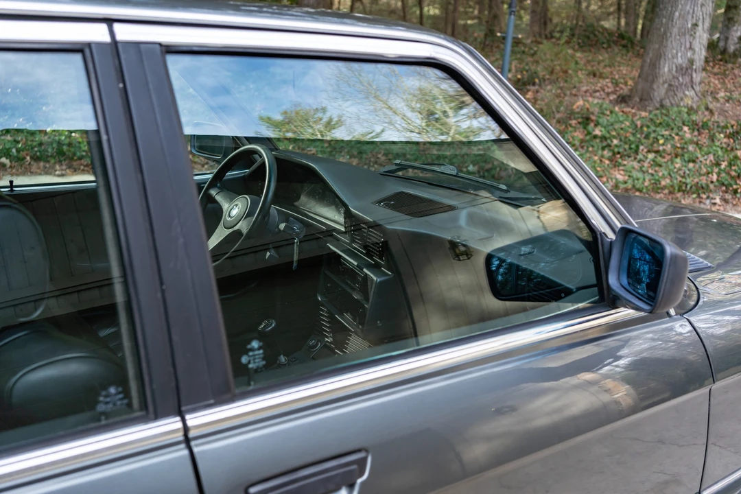 1985 BMW E28 5 Series - Image 27 of 31