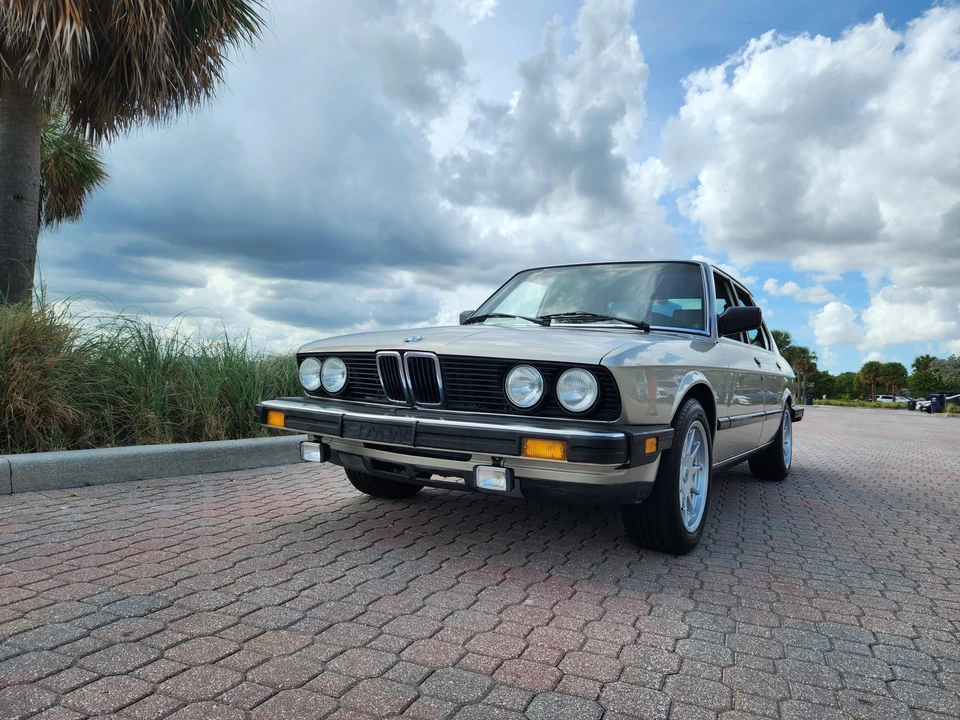 1985 BMW E28 5 Series - Image 8 of 31