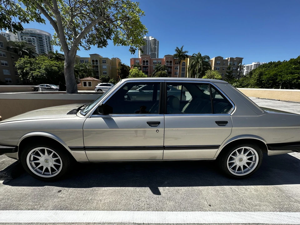 1985 BMW E28 5 Series - Image 17 of 31
