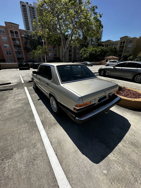 1985 BMW E28 5 Series - Image 11 of 31