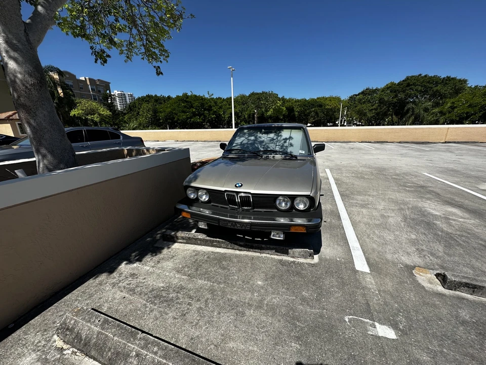 1985 BMW E28 5 Series - Image 9 of 31