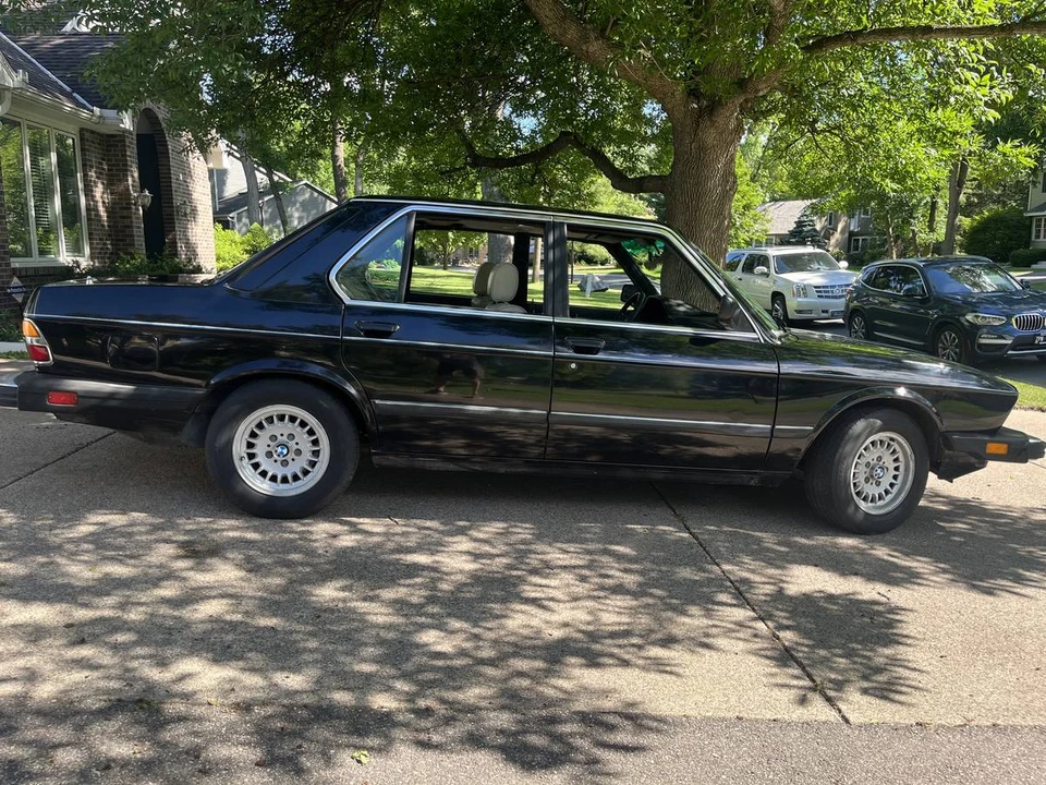 1985 BMW E28 5 Series - Image 3 of 12