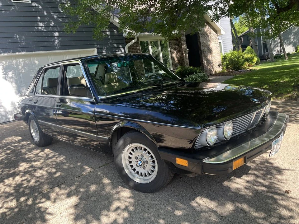 1985 BMW E28 5 Series - Image 2 of 12