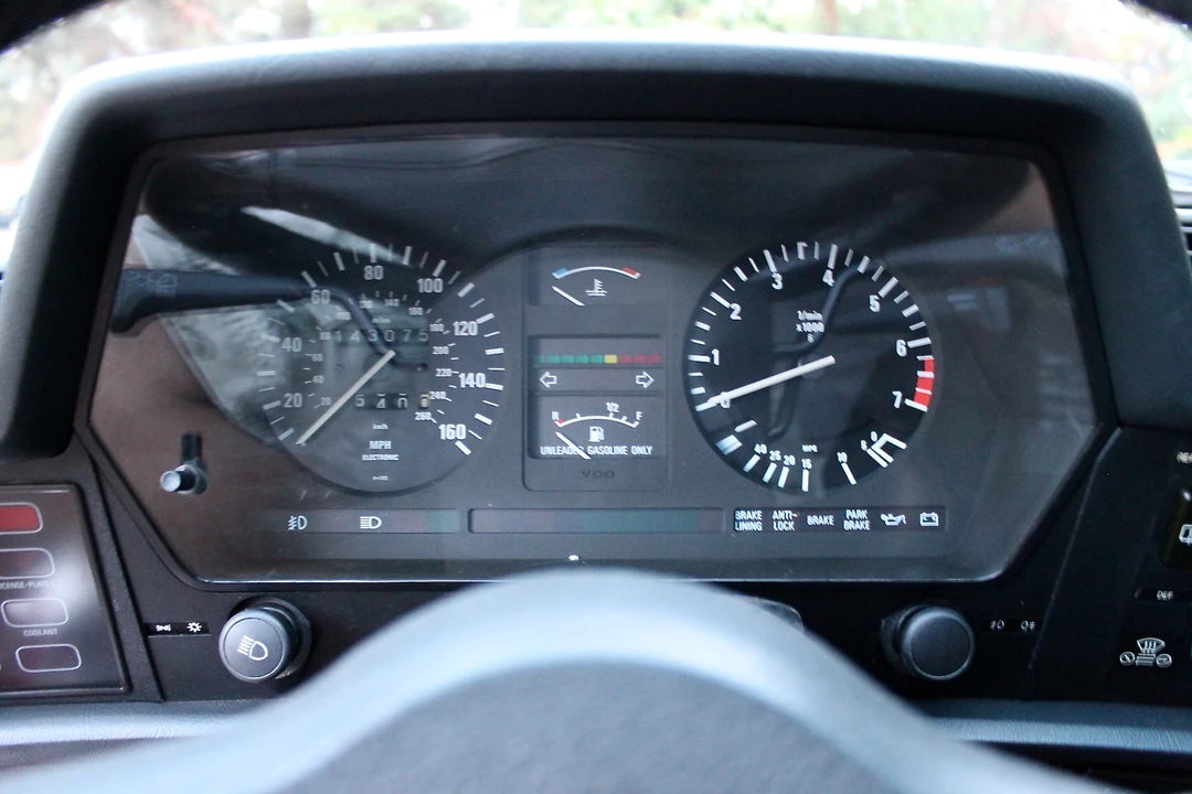 1985 BMW E24 6 Series - Image 24 of 31