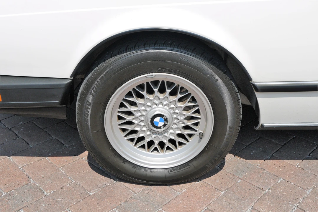 1985 BMW E24 6 Series - Image 14 of 31