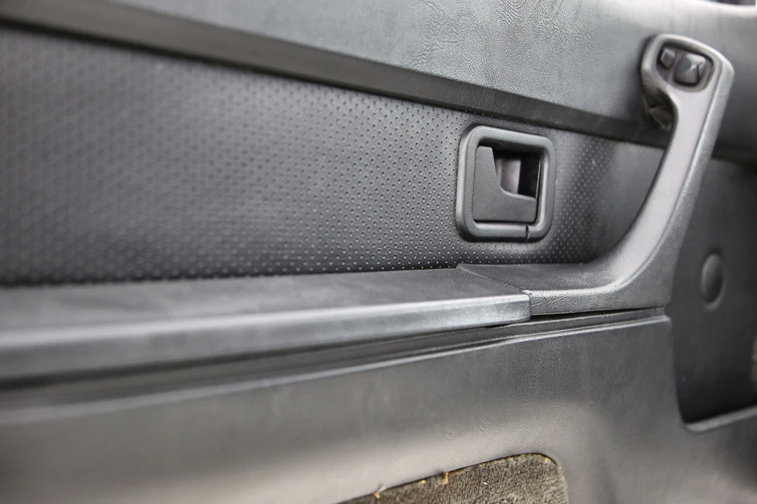 1985 BMW E24 6 Series - Image 10 of 18