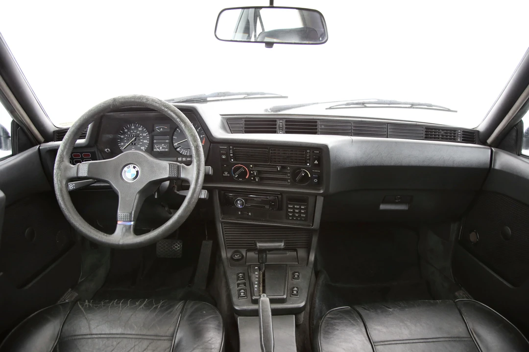 1985 BMW E24 6 Series - Image 6 of 18