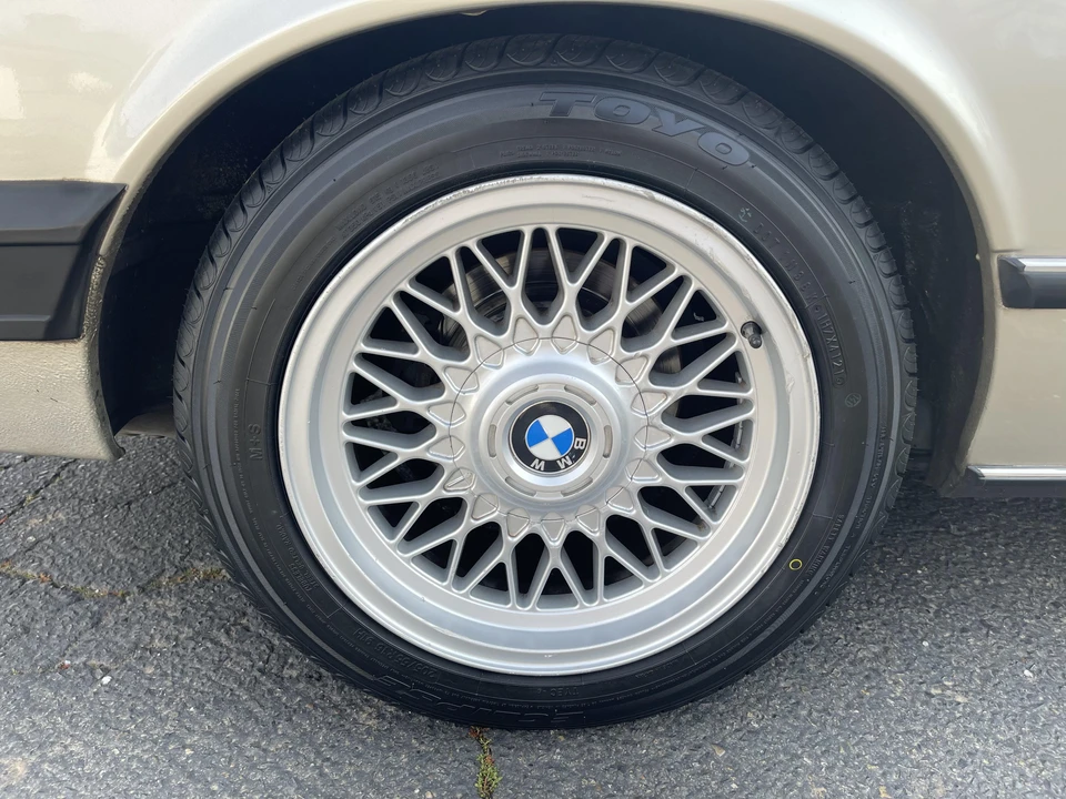 1985 BMW E24 6 Series - Image 28 of 31