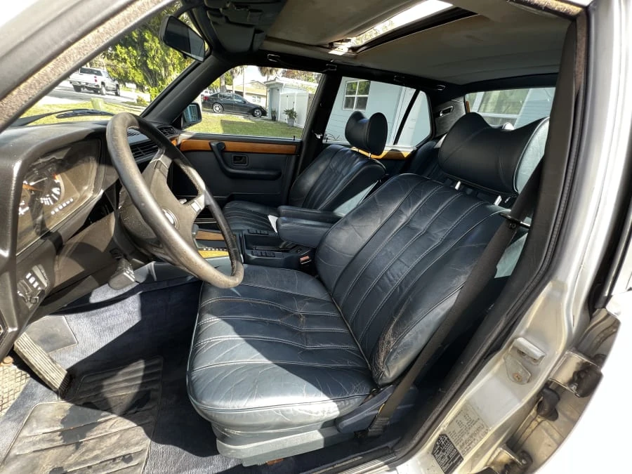 1985 BMW E23 7 Series - Image 9 of 12