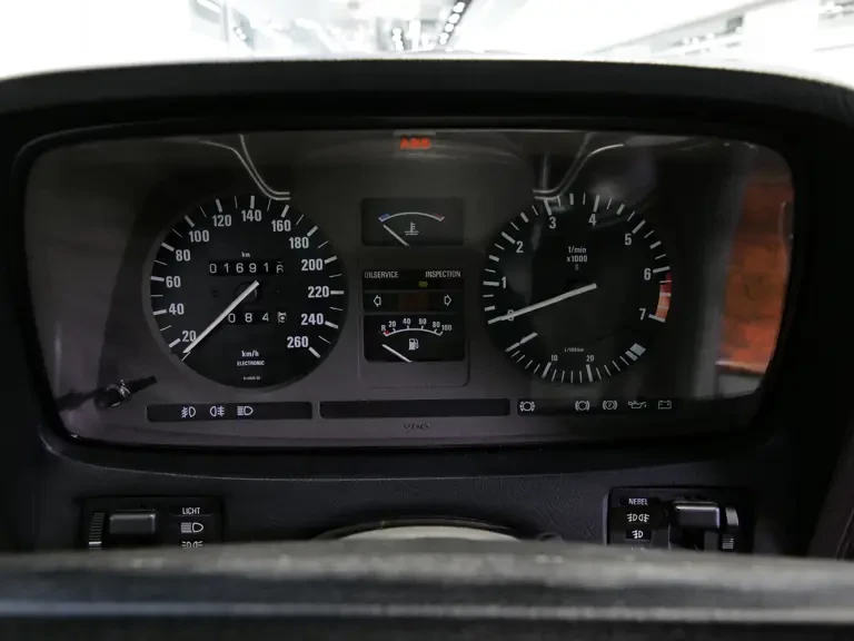 1985 BMW E23 7 Series - Image 13 of 29