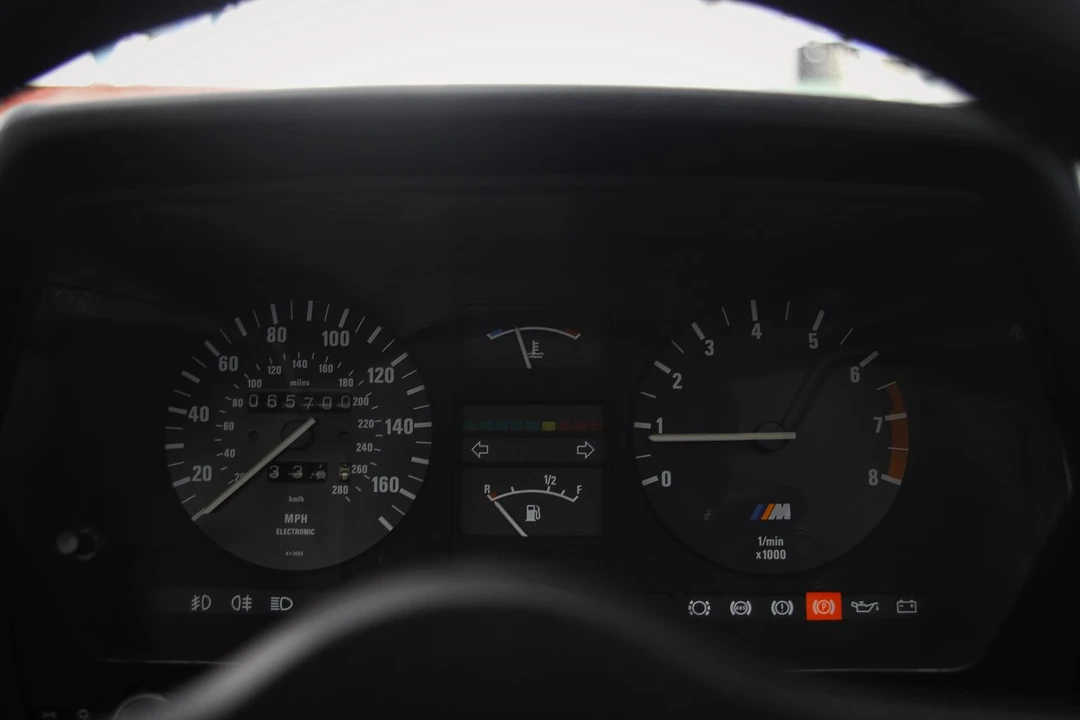 1985 BMW E24 6 Series - Image 28 of 30