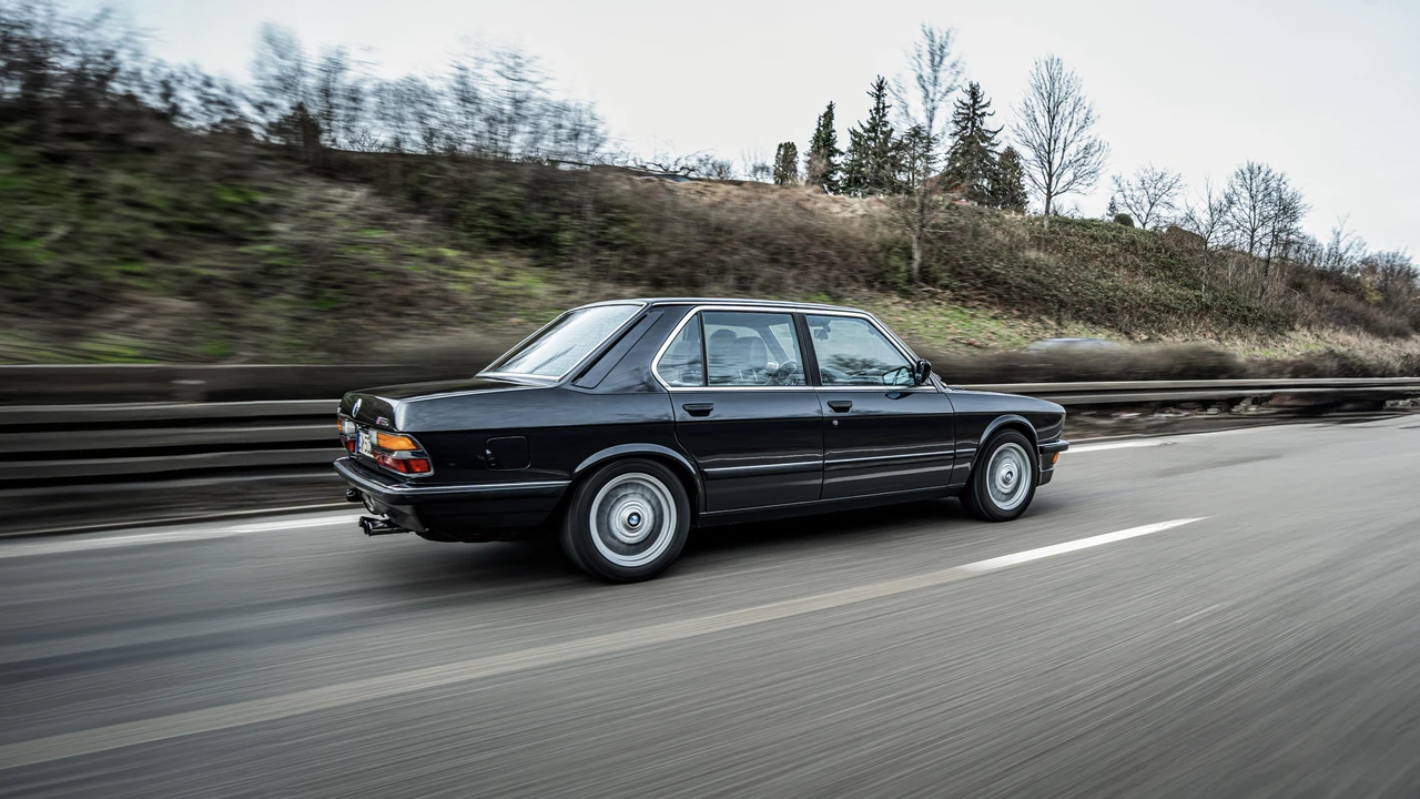 1985 BMW E28 M5 - Image 16 of 31