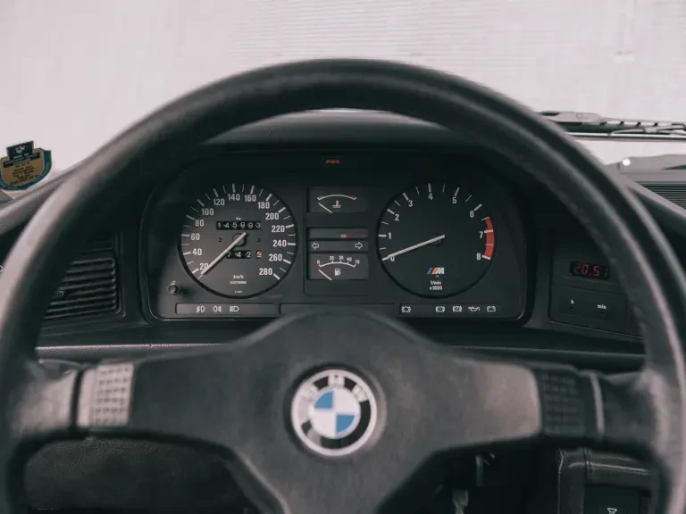 1985 BMW E28 M5 - Image 14 of 31