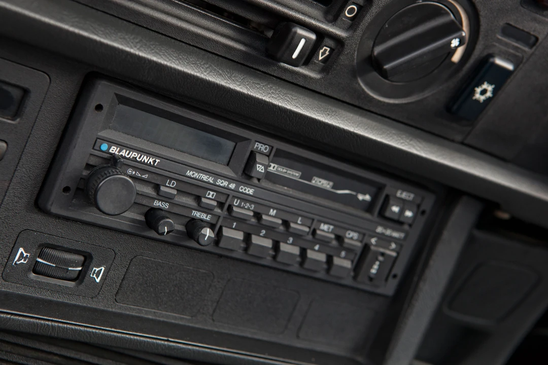 1985 BMW E24 M635CSi & M6 - Image 13 of 22