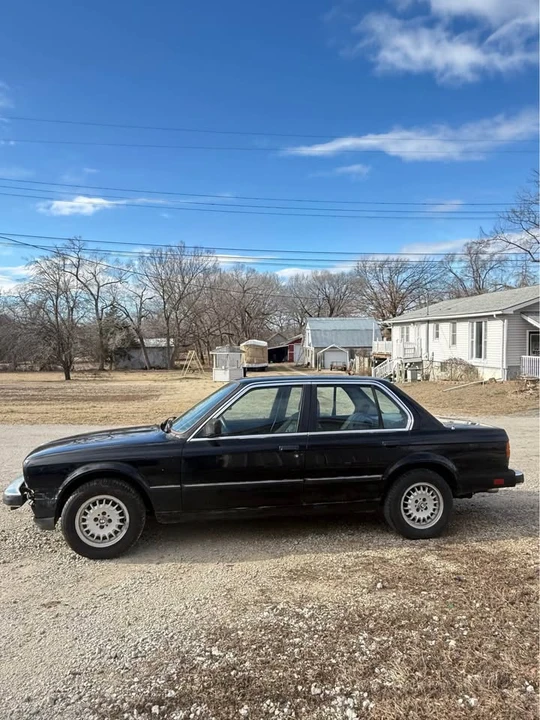 1985 BMW E30 3 Series - Image 3 of 9