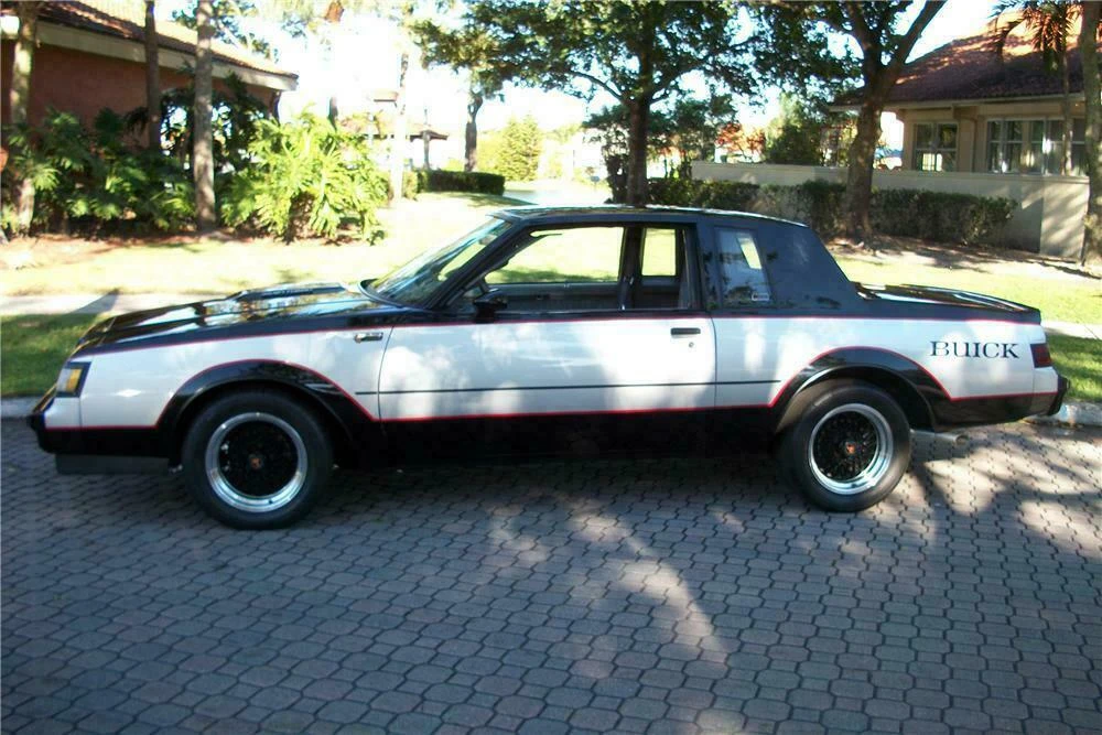1985 Buick Grand National - Image 5 of 5