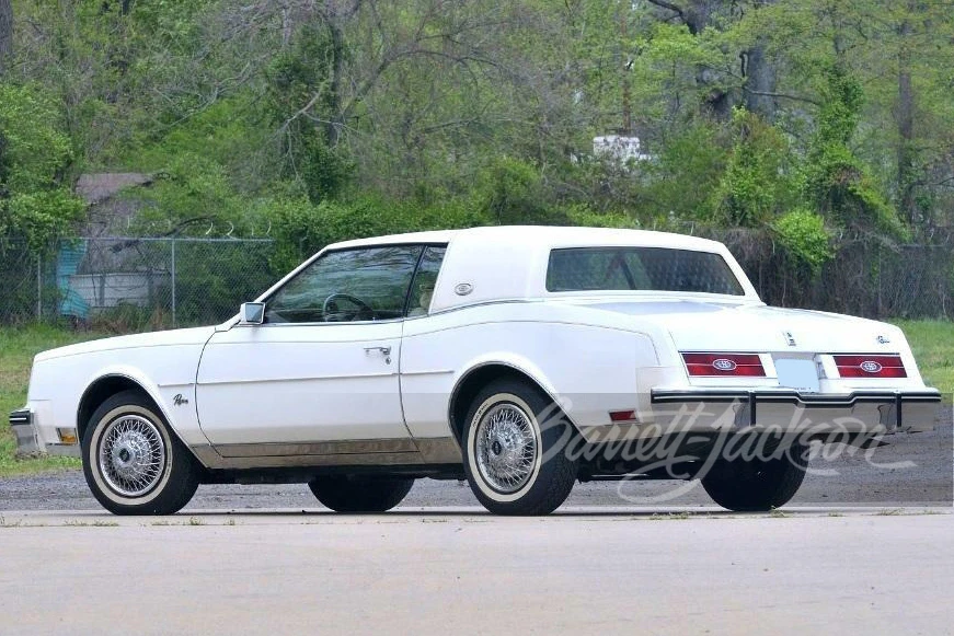 1985 Buick Riviera 4th-7th Gen - Image 10 of 11