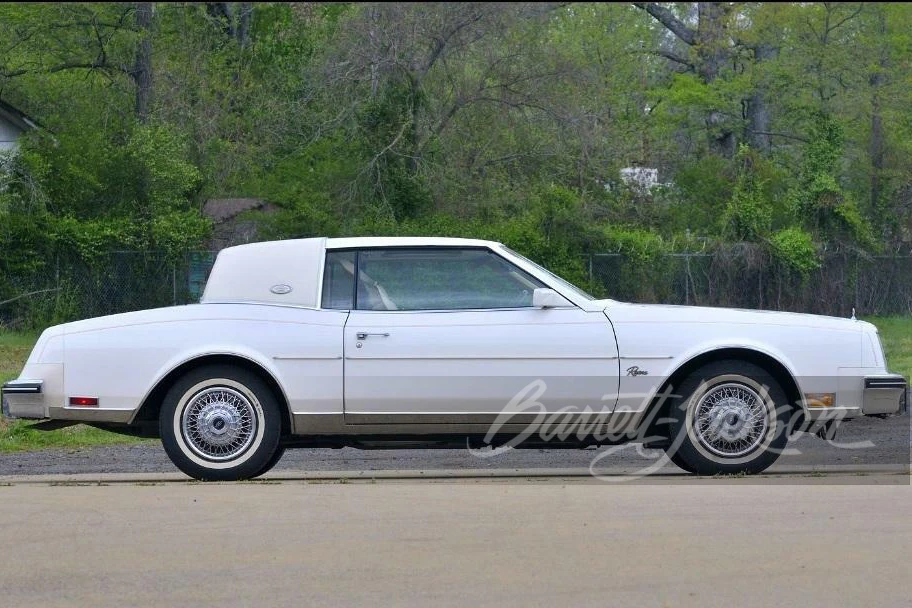 1985 Buick Riviera 4th-7th Gen - Image 11 of 11