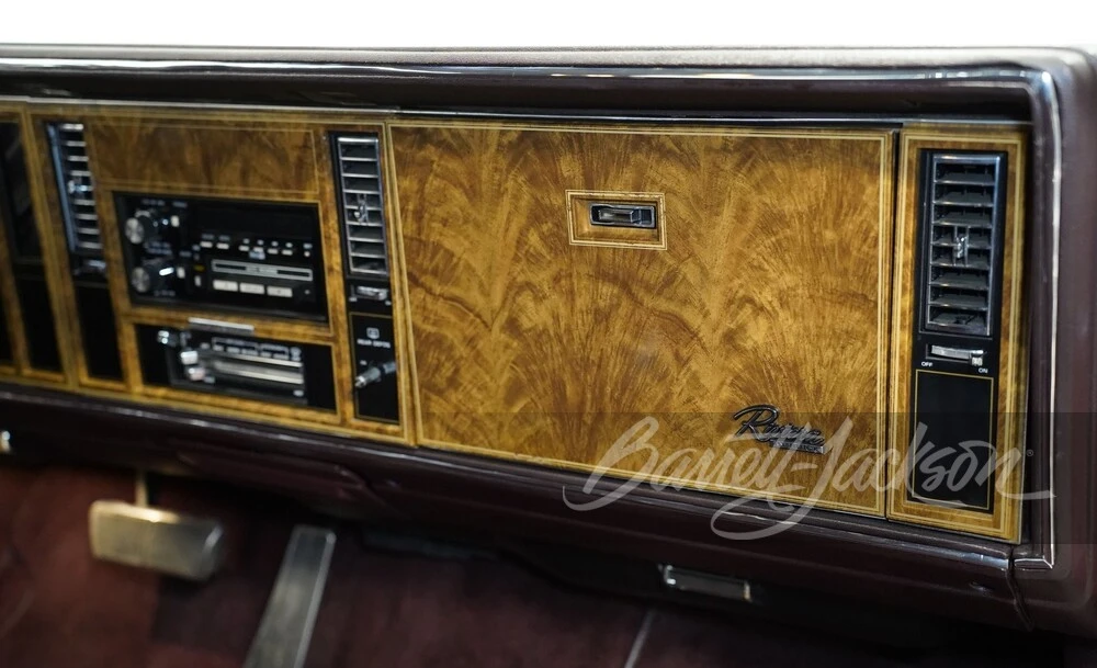 1985 Buick Riviera 4th-7th Gen - Image 14 of 16