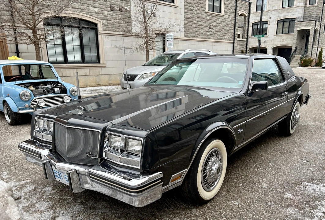 1985 Buick Riviera 4th-7th Gen - Image 13 of 21