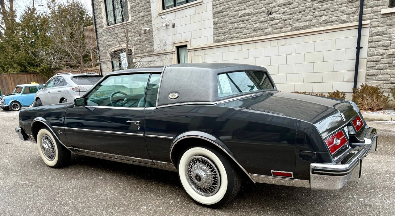 1985 Buick Riviera 4th-7th Gen - Image 14 of 21