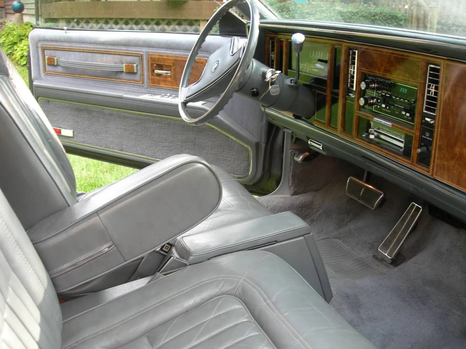 1985 Buick Riviera 4th-7th Gen - Image 13 of 14