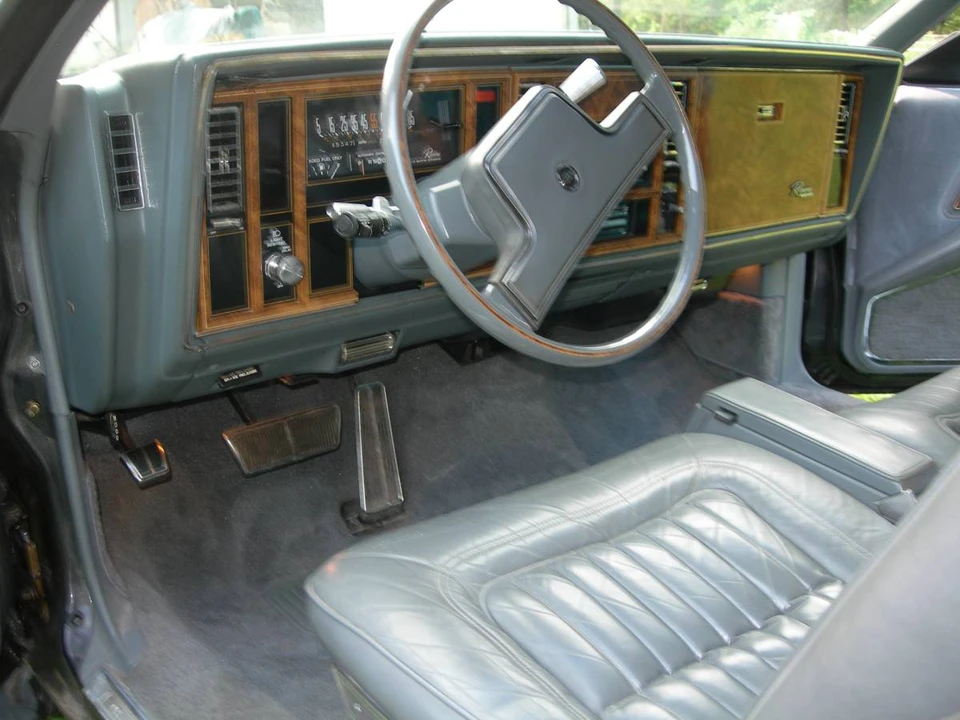 1985 Buick Riviera 4th-7th Gen - Image 8 of 14