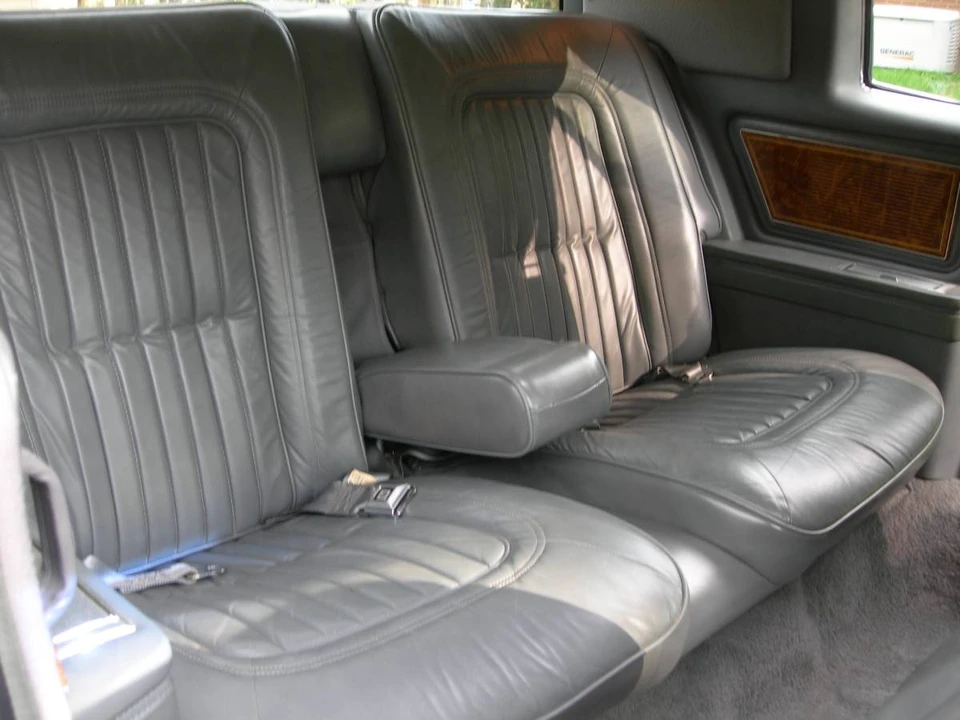 1985 Buick Riviera 4th-7th Gen - Image 12 of 14