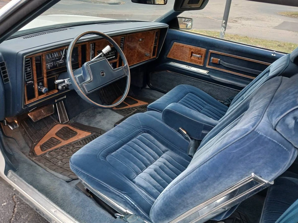 1985 Buick Riviera 4th-7th Gen - Image 7 of 12