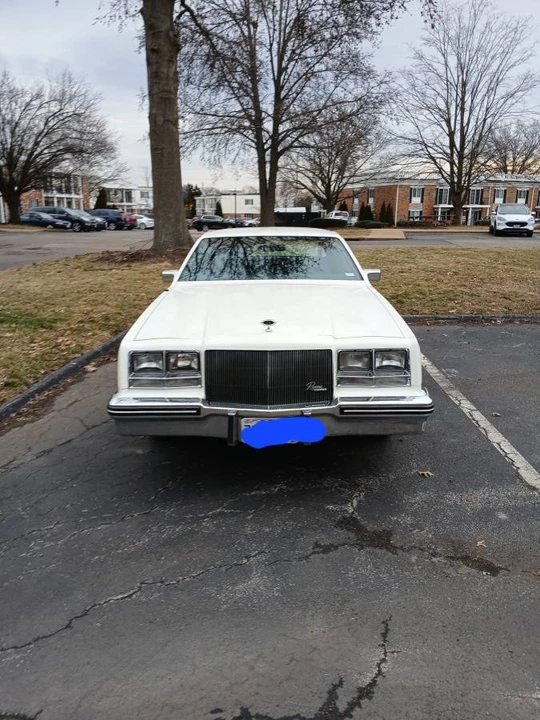 1985 Buick Riviera 4th-7th Gen - Image 3 of 12