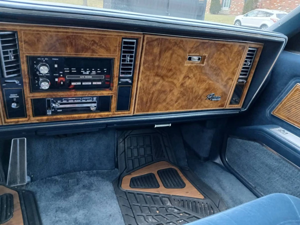 1985 Buick Riviera 4th-7th Gen - Image 12 of 12