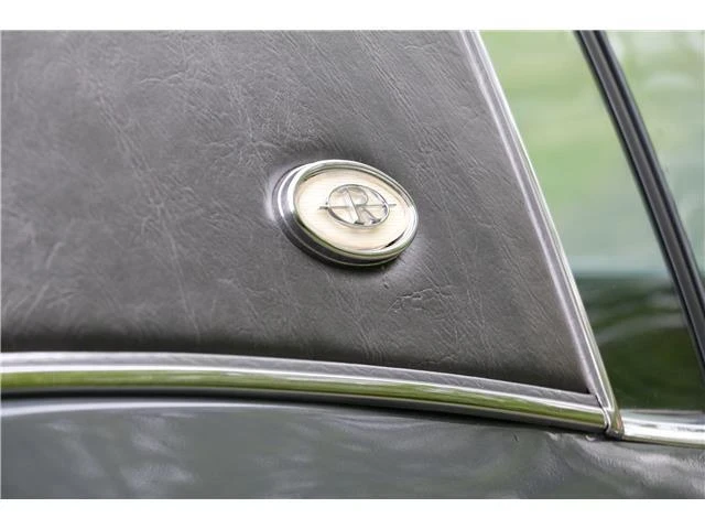 1985 Buick Riviera 4th-7th Gen - Image 9 of 21