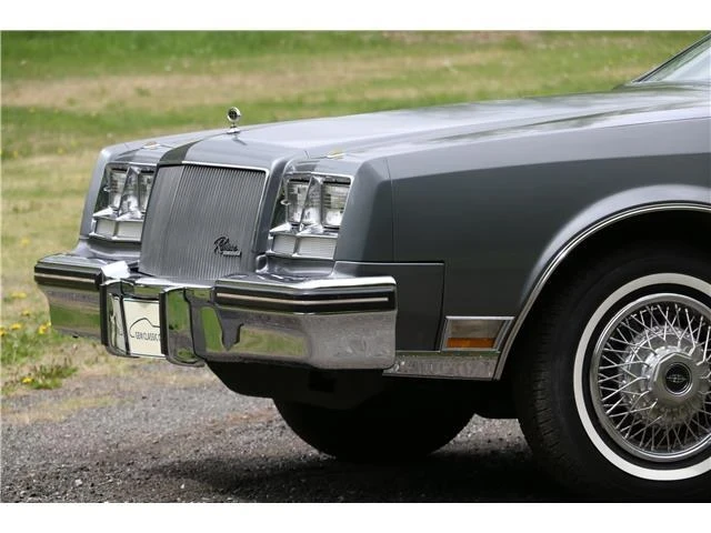 1985 Buick Riviera 4th-7th Gen - Image 12 of 21
