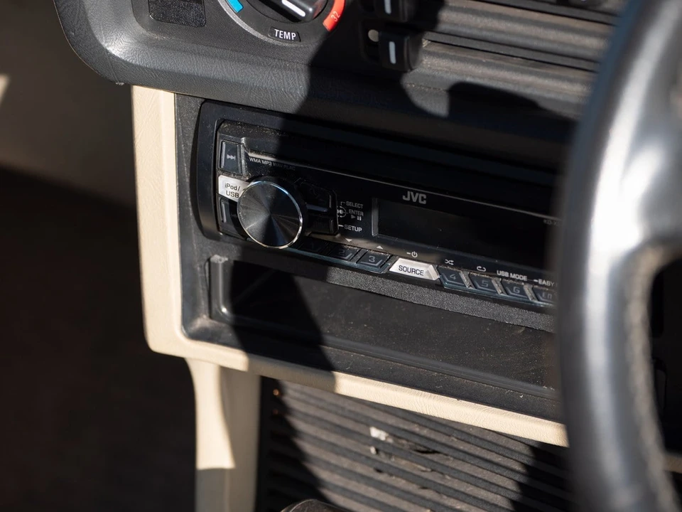 1985 BMW E24 6 Series - Image 29 of 30