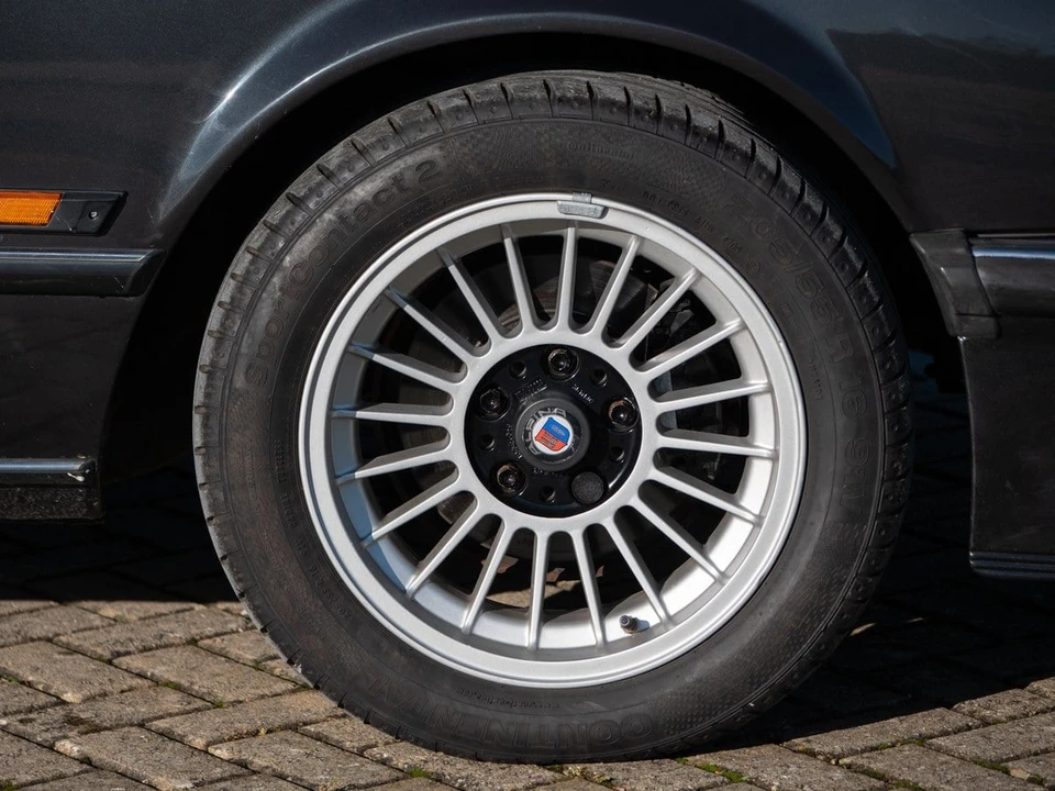 1985 BMW E24 6 Series - Image 17 of 30