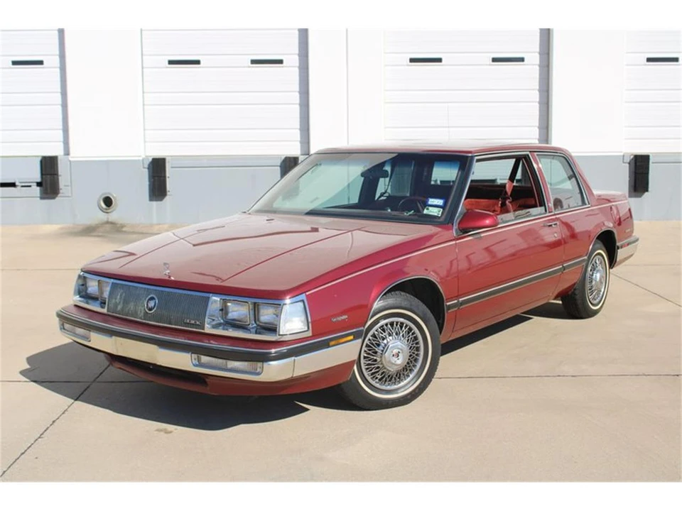 1985 Buick Electra - Image 2 of 31