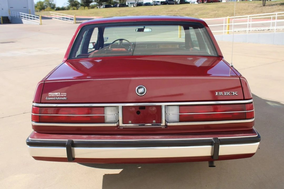 1985 Buick Electra - Image 13 of 21