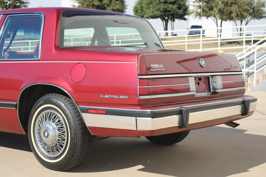 1985 Buick Electra - Image 31 of 31