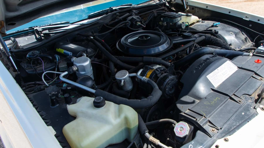 1985 Buick Electra - Image 7 of 14