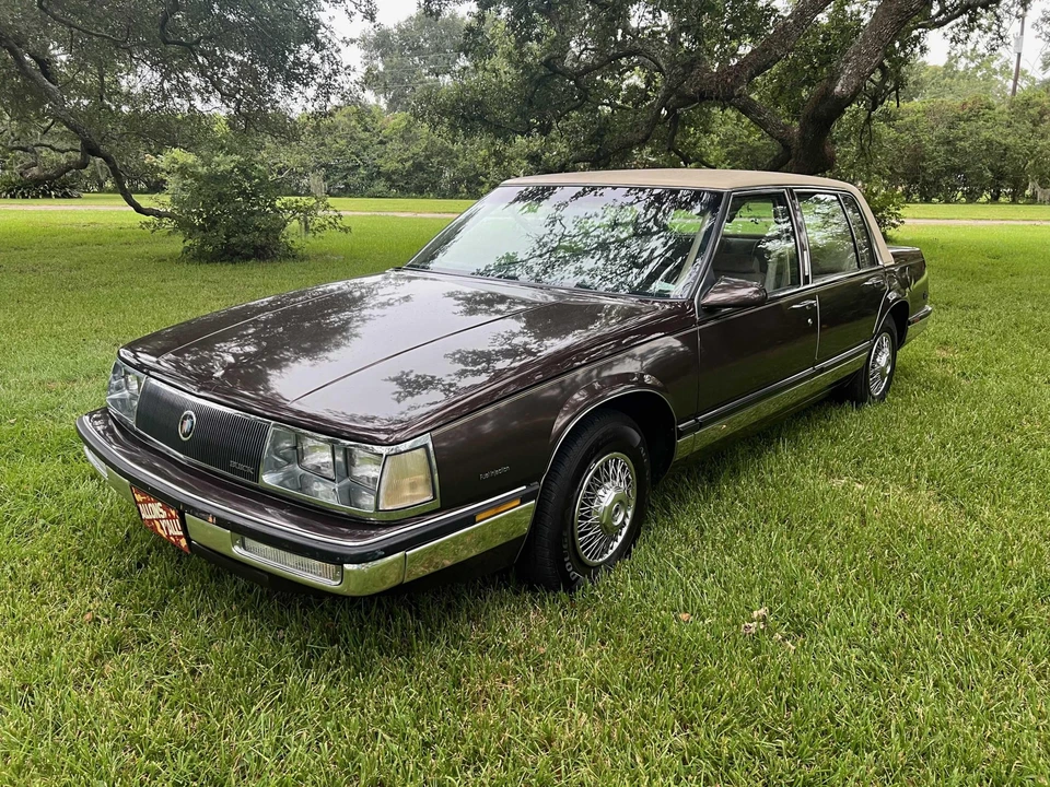 1985 Buick Electra - Image 4 of 31