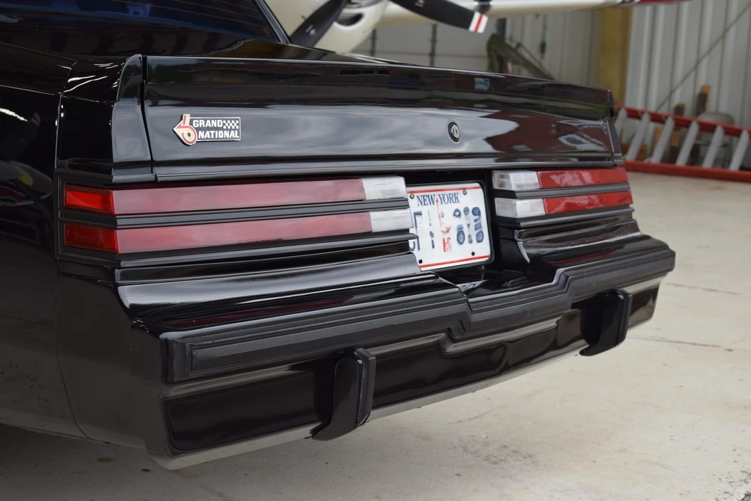 1985 Buick Grand National - Image 29 of 31