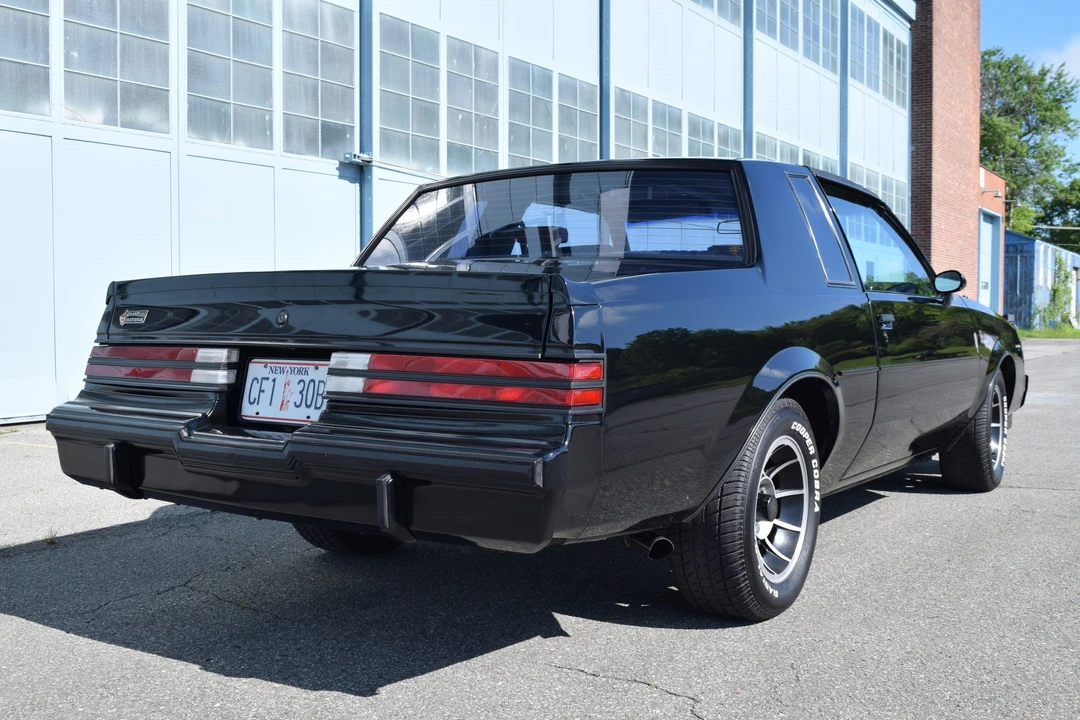 1985 Buick Grand National - Image 4 of 31