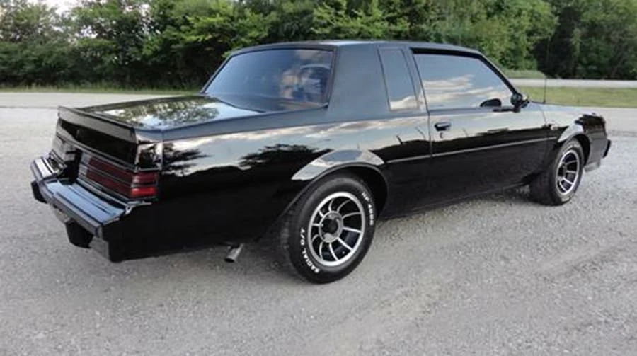 1985 Buick Grand National - Image 9 of 10